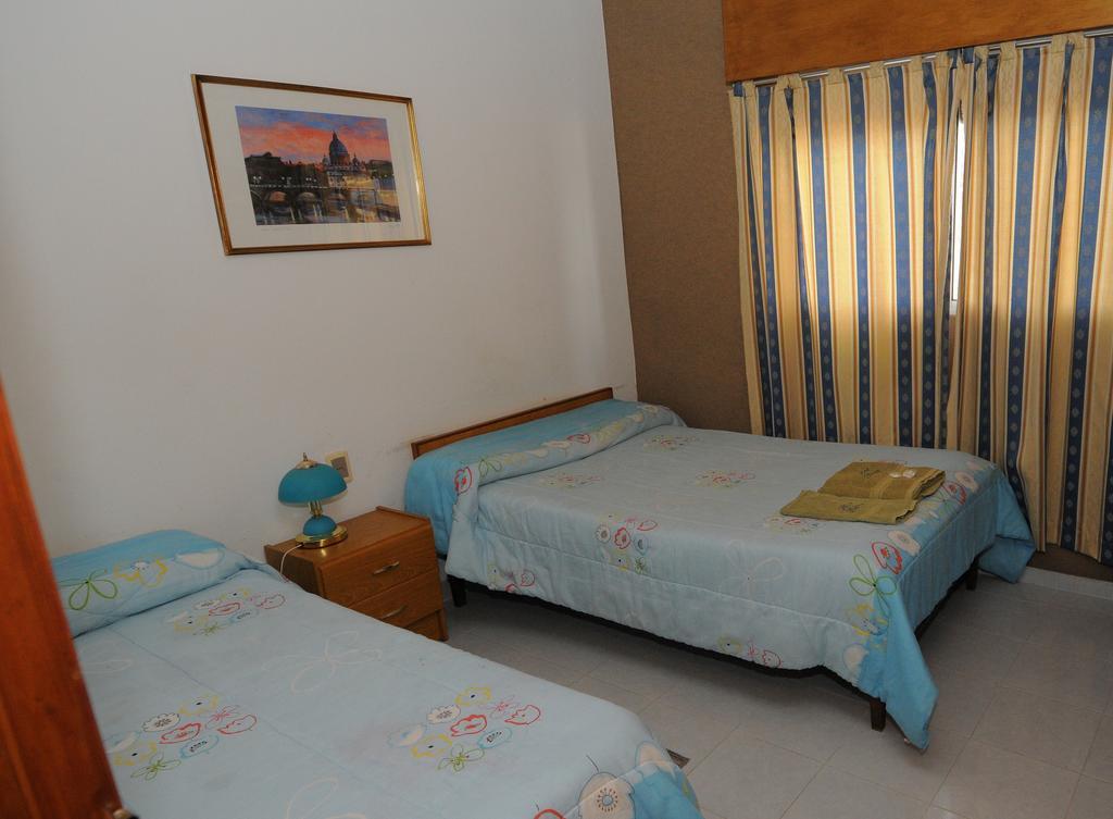 Hotel Riviera Rosario Rum bild