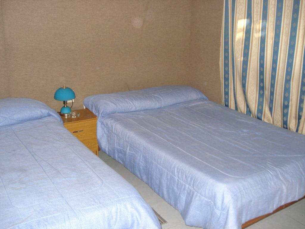 Hotel Riviera Rosario Rum bild